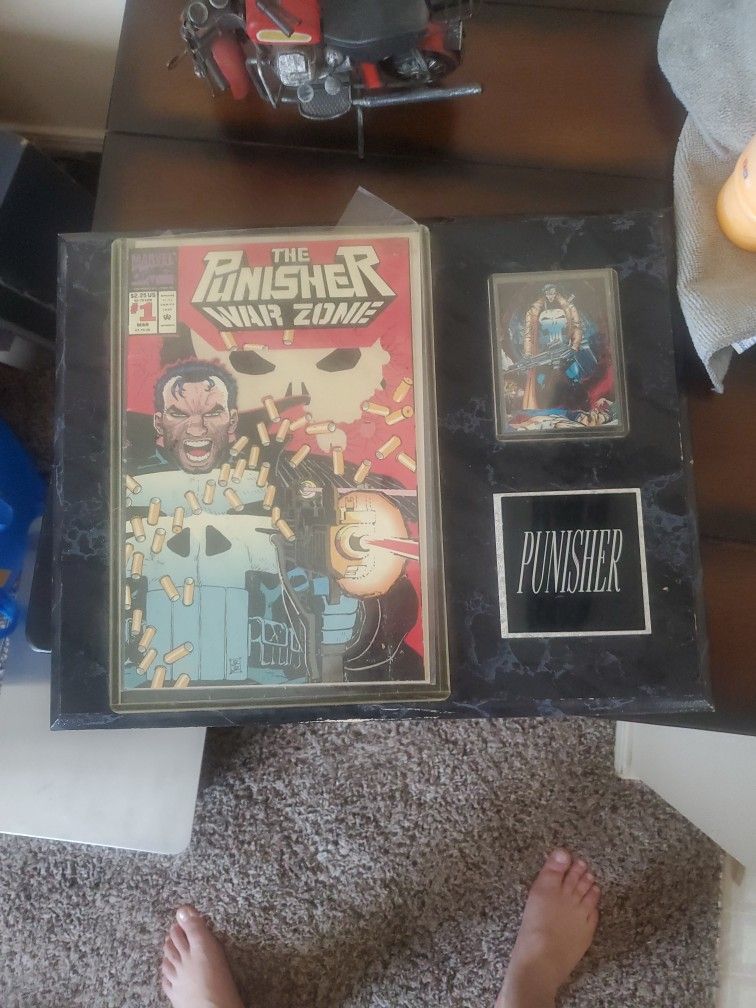 The Punisher War Zone #1 And 21 Punishment Card