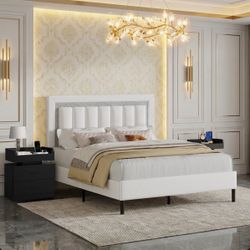 Queen Diamond Tufted Upholstered Platform Bed 