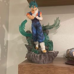 Dragon Ball Z Statue Vegetto