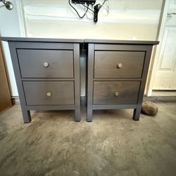 IKEA Hemnes 2-drawer nightstand - Grey