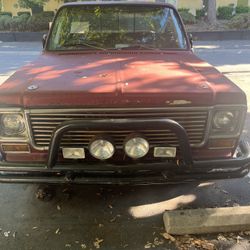 73 Chevy Cheyenne Or 94 Blazer