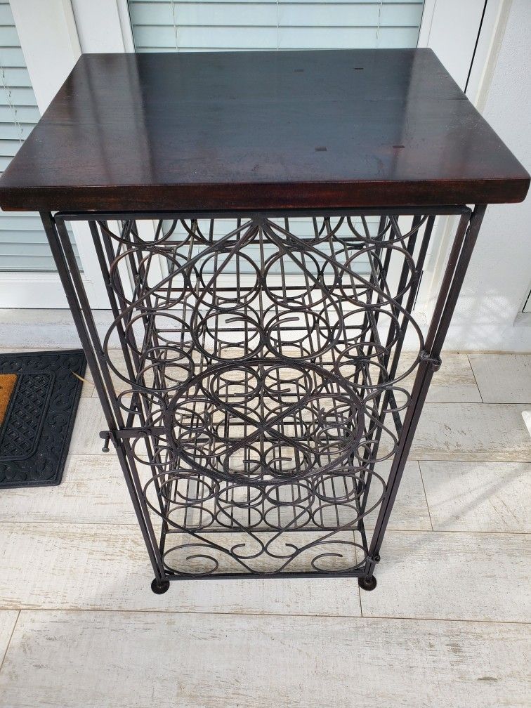32 Wine Bottle Rack