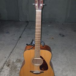 Yamaha  FG 700 S