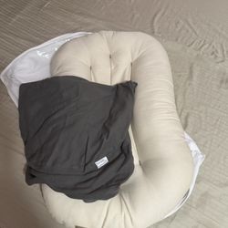 Baby Lounge