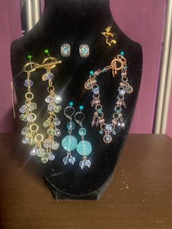 Mixed Blue and Purple Beaded Jewelry Lot