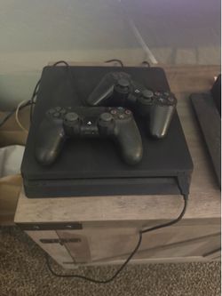 PlayStation 3 and games included