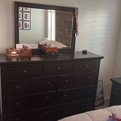 Dresser And End Tables 