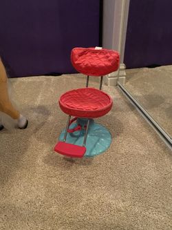 Doll chair fits American girl doll