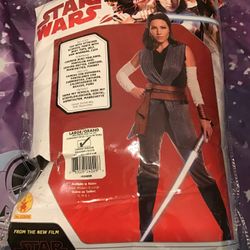 Star Wars Rey Costume Size Large -NEW