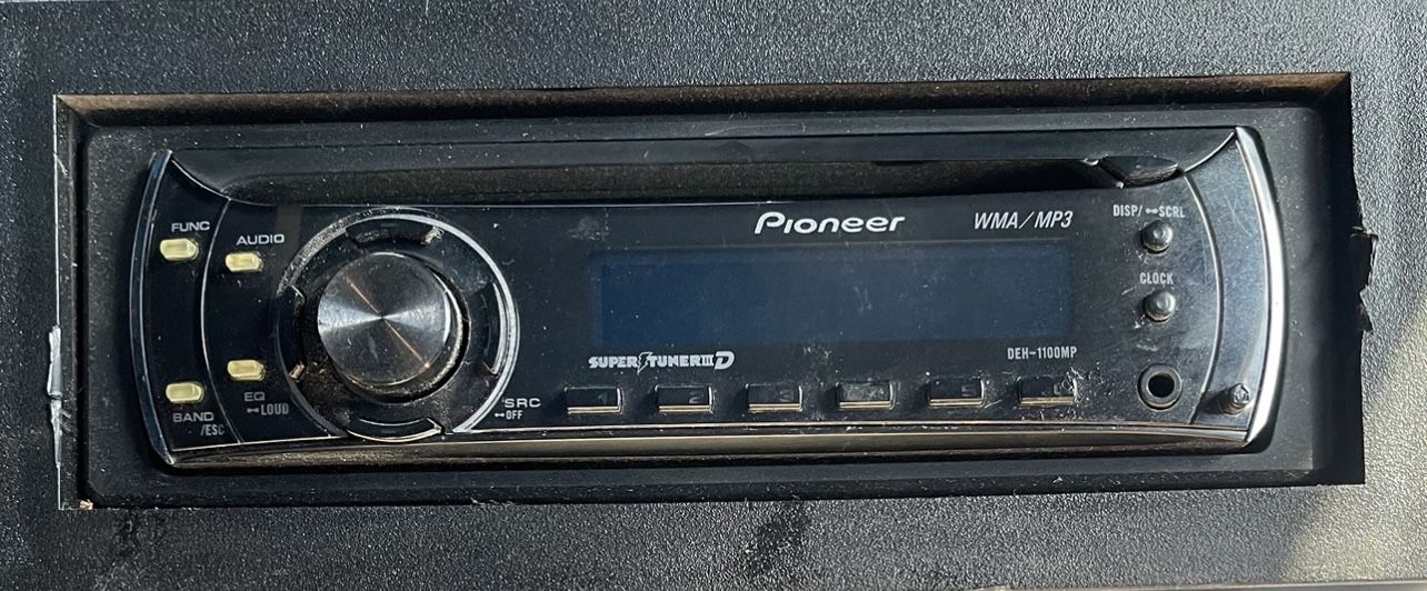 Pioneer Stereo