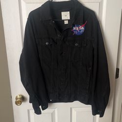 black jean jacket 