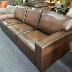 Genuine leather，$1350