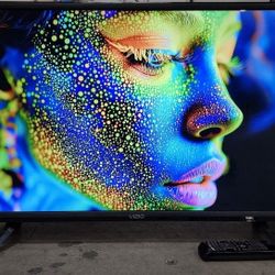 32" 1080p LCD Smart TV Model 2020