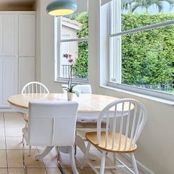 Kitchen Table Set 