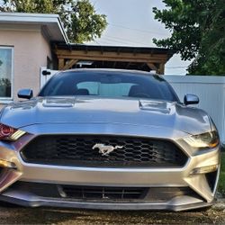 2020 Ford Mustang