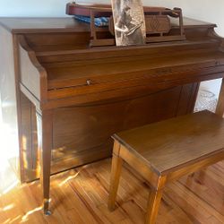 Vintage Piano 