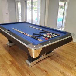 The Captiva Black Modern Pool Table, New in box, is available in 7 or 8'