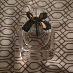 Yves Saint Laurent Perfume 