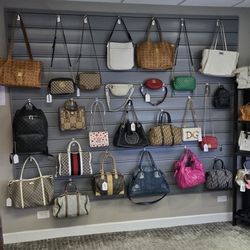 BEAUTIFUL Designer Handbags with Certificate Of Authenticity 