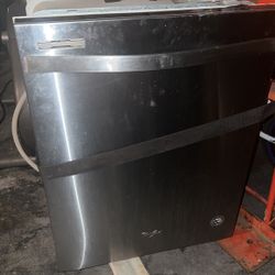 Whirlpool Dishwasher 