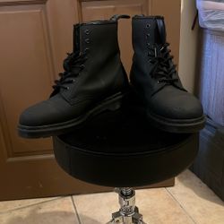 Dr Martens 1460 Fleece Lined Boots 
