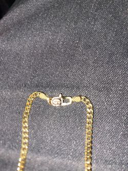 GLD gold chain
