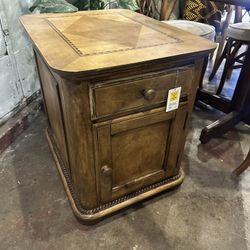 Wood Rectangular Round Triangle Detail Two Drawer End Table (SKU QHUBES)
