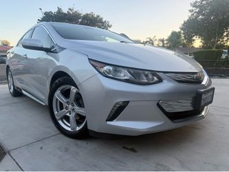 Chevy volt  2017.