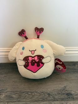 Cinaroll Squishmallow