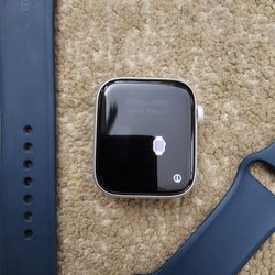 44 MM Unlocked Apple Watch SE