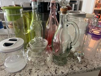 Miscellaneous glassware and storage containers
