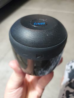 Speaker (Bluetooth)