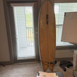 6,8  Ron Jon Surf Board 