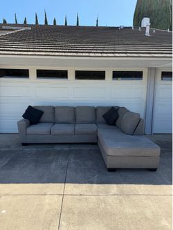 🚚 L SHAPED SECTIONAL COUCH!!! 🚚 DELIVERY AVAILABLE!!! 🚚