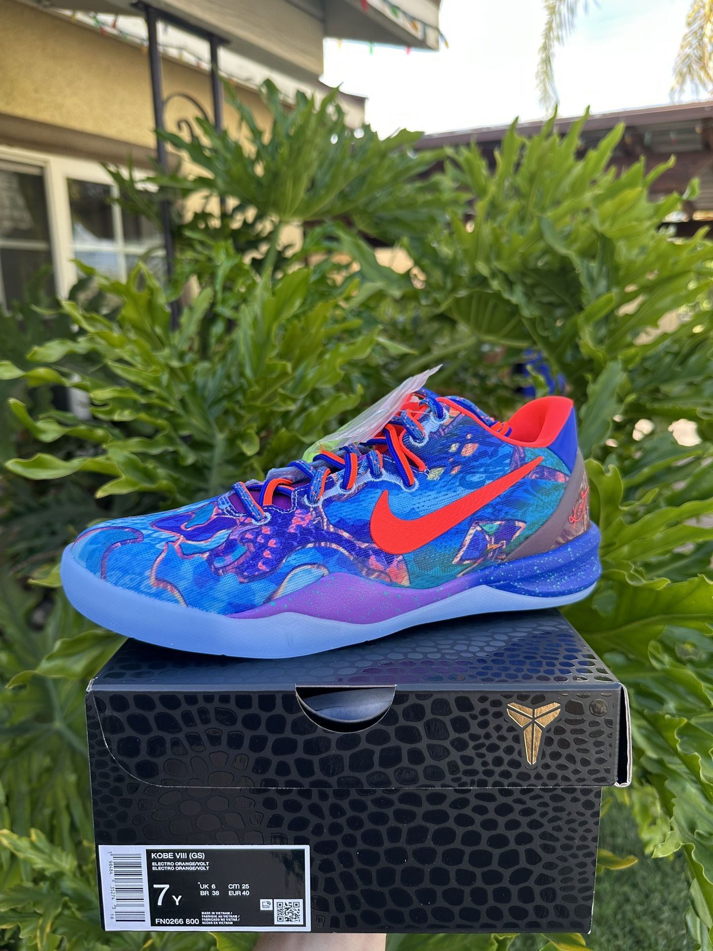 Nike Kobe 8 Protro 'What The Kobe' (Size 7y)