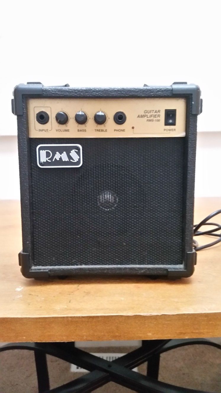 RMS-100 Guitar Amplifier