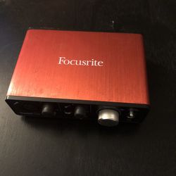 Focusrite Scarlett 2i4 USB Audio Interface 2nd Gen 