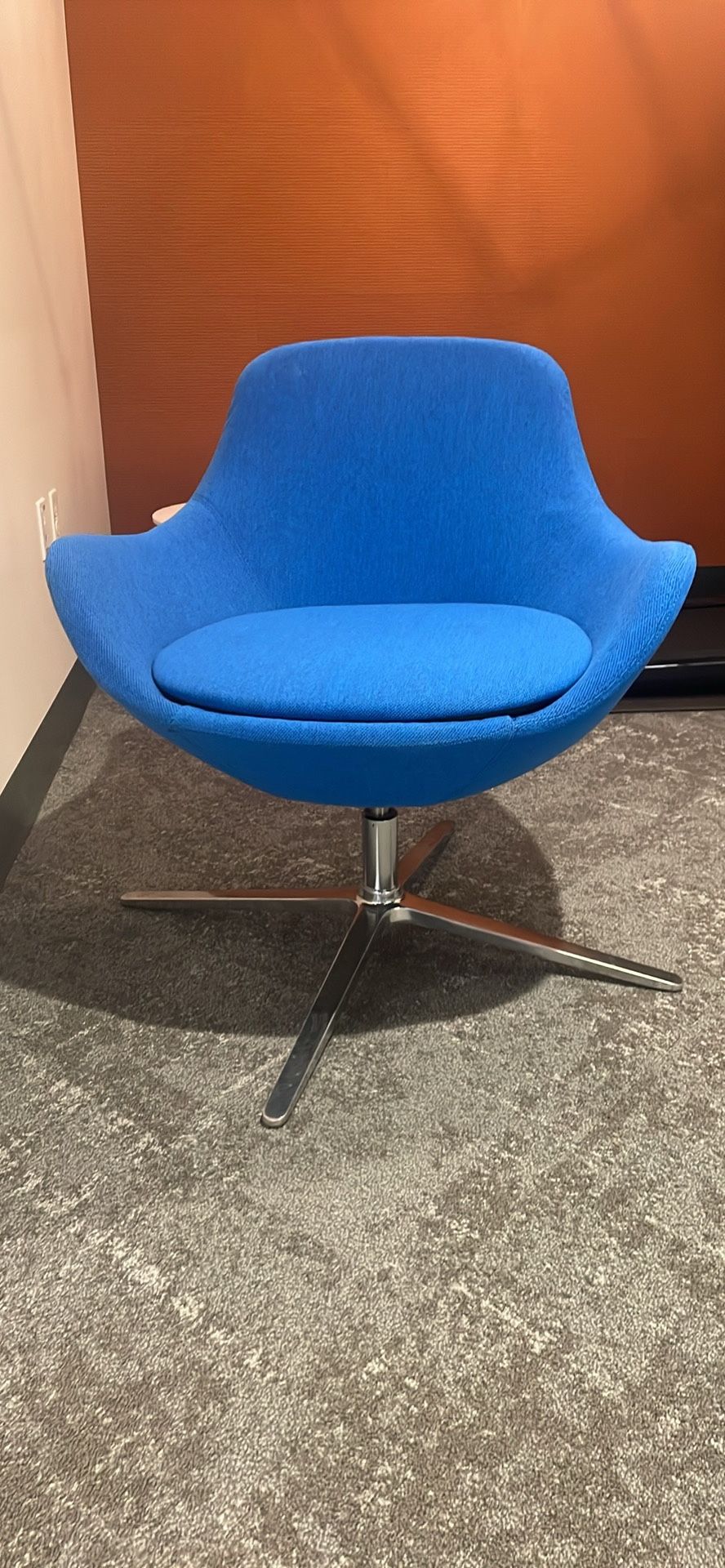 Swivel Chair
