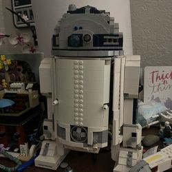 Lego R2 -D2