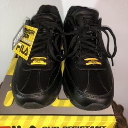 Men’s FILA Slip resistant work shoes/sneakers size 8