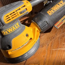 DeWalt Sander