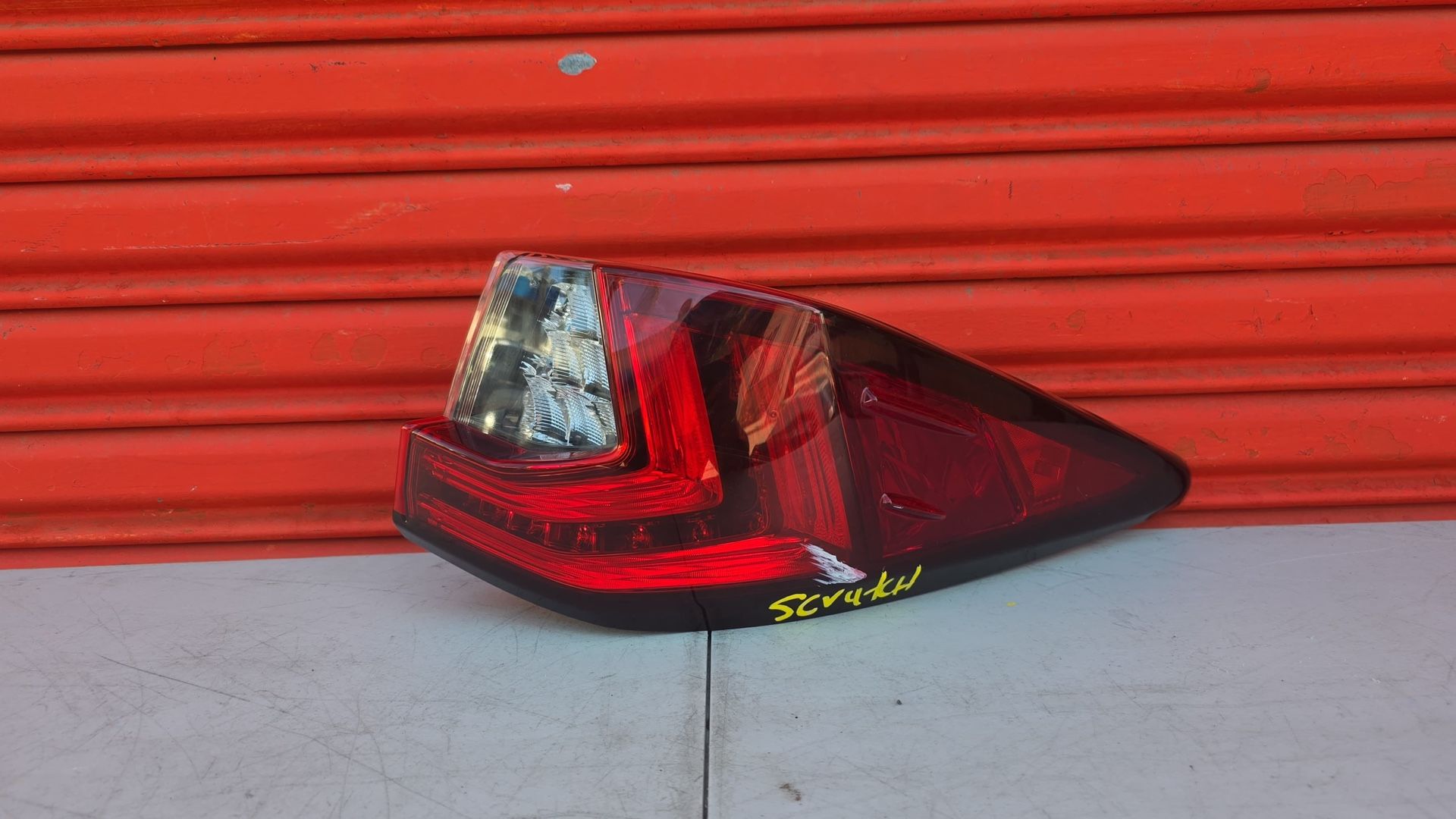Lexus RX350 Right Side Tail Light 2016-2019