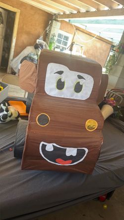 Mater Truck Piñata