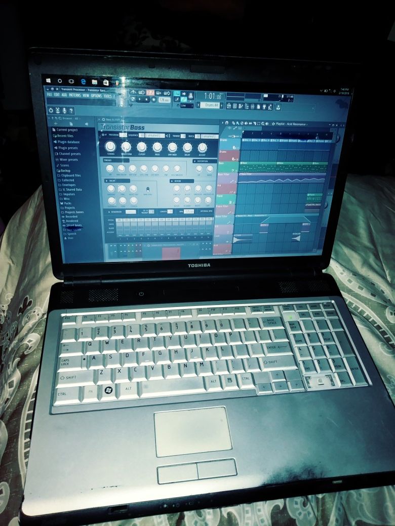 Windows 10 Toshiba Laptop, Ready to Make Beats, Dj, Produce Edit & Record Music Videos or Photos