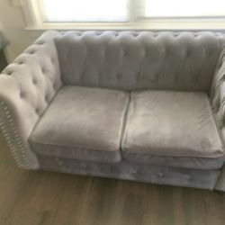 it’s gray velvet it’s a set