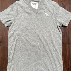 Abercrombie & Fitch Men’s Cotton V-neck Size M(new)