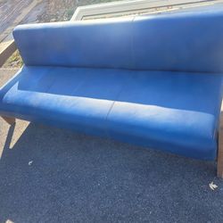Mid Century LEATHER Couch (Like New).  Dated 1971