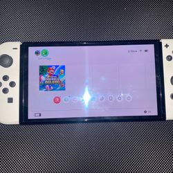 Nintendo Switch OLED Bundle – Clean & Fully Working