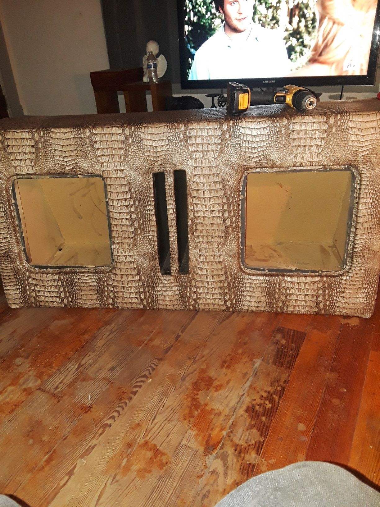 Custom gator box for 12" l7s fit for a surbarban