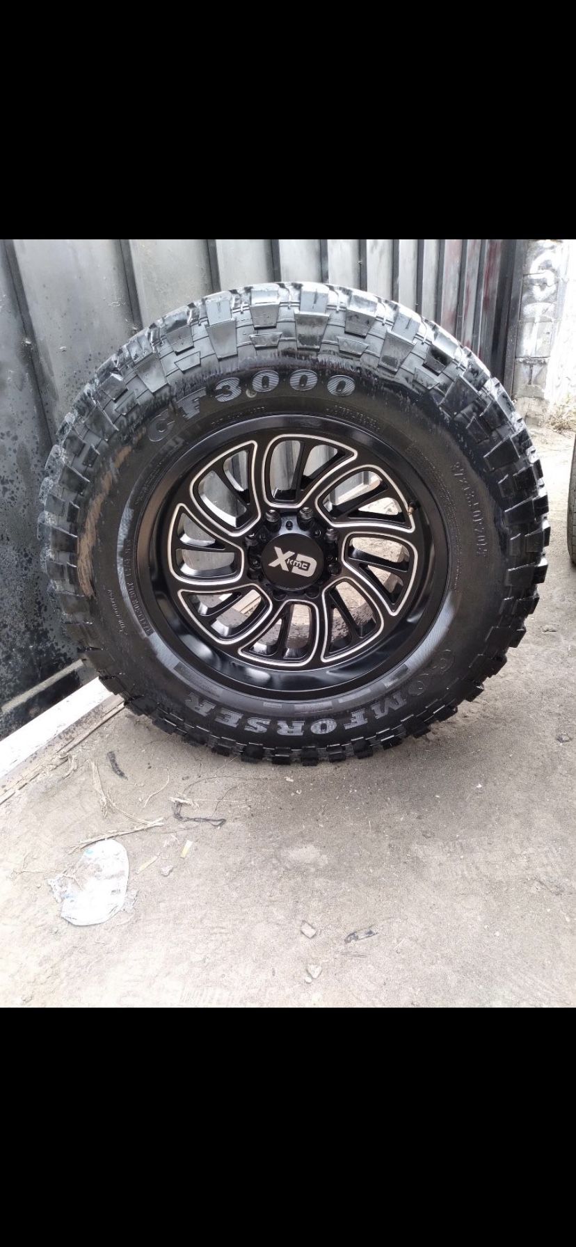 20 inch wheels. 20 x12s 37 x13.50x20s tires. Fits Ford. 8 lug. 1200 obo. Tires are about 60%.